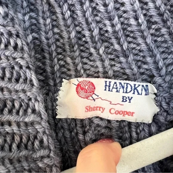 Handknit By Sherry Cooper Vintage Sweater - Picture 3 of 3